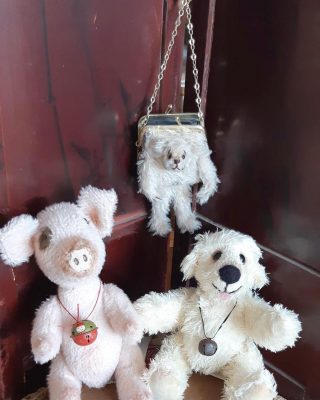 Bear Hugs Creations